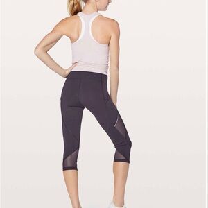 Lululemon /// Women’s Fast As Light Crop 19” Leggings - Boysenberry - Size 6